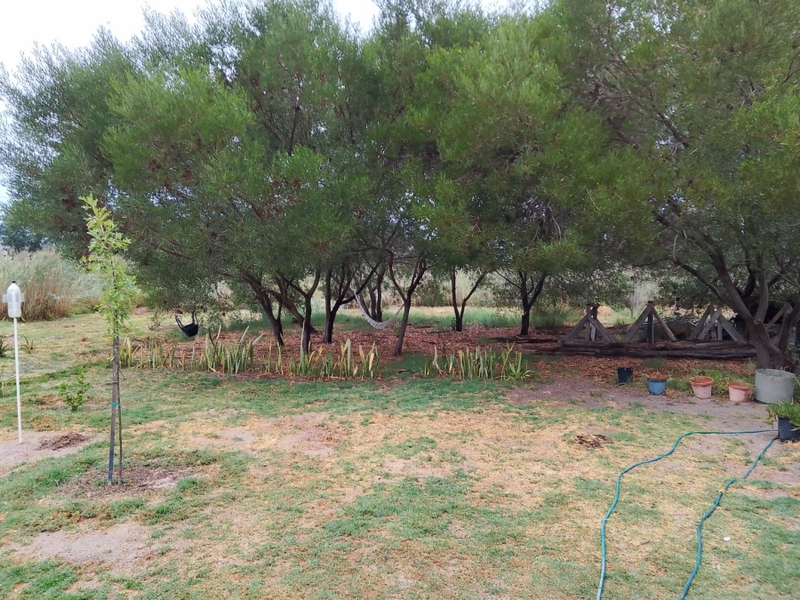 Bedroom Property for Sale in Redelinghuys Western Cape